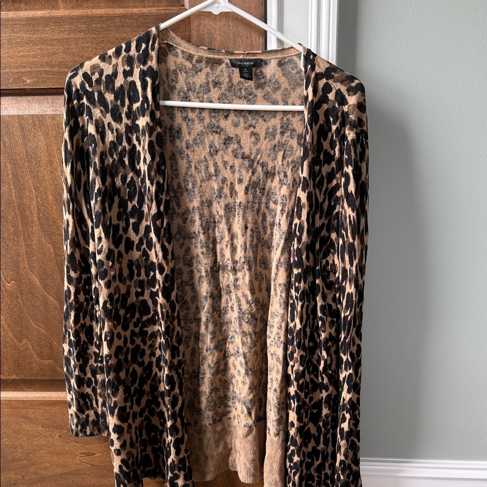 Halogen Leopard Print Cardigan - Black and Tan